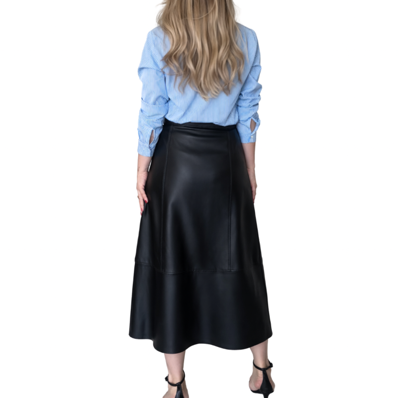 Saia OMK Couro Midi Evasê Ref 338