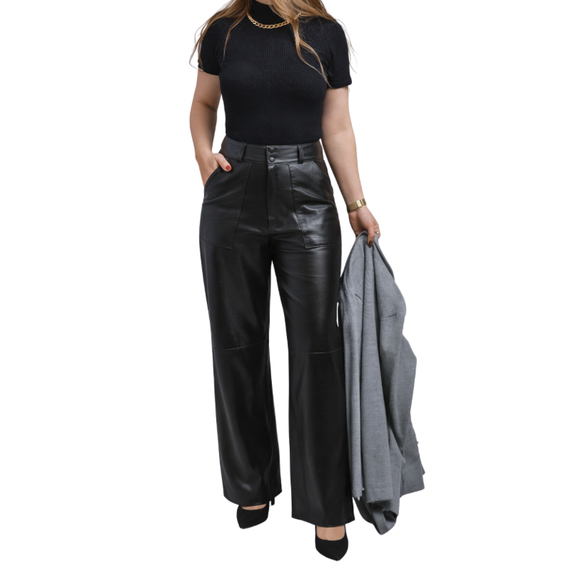 Calça Wide Leg Couro OMK Pantalona com bolsos na frente REF 333