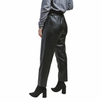 Calca de Couro Clochard Ref. 402