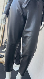 Calca de Couro Clochard Ref. 402