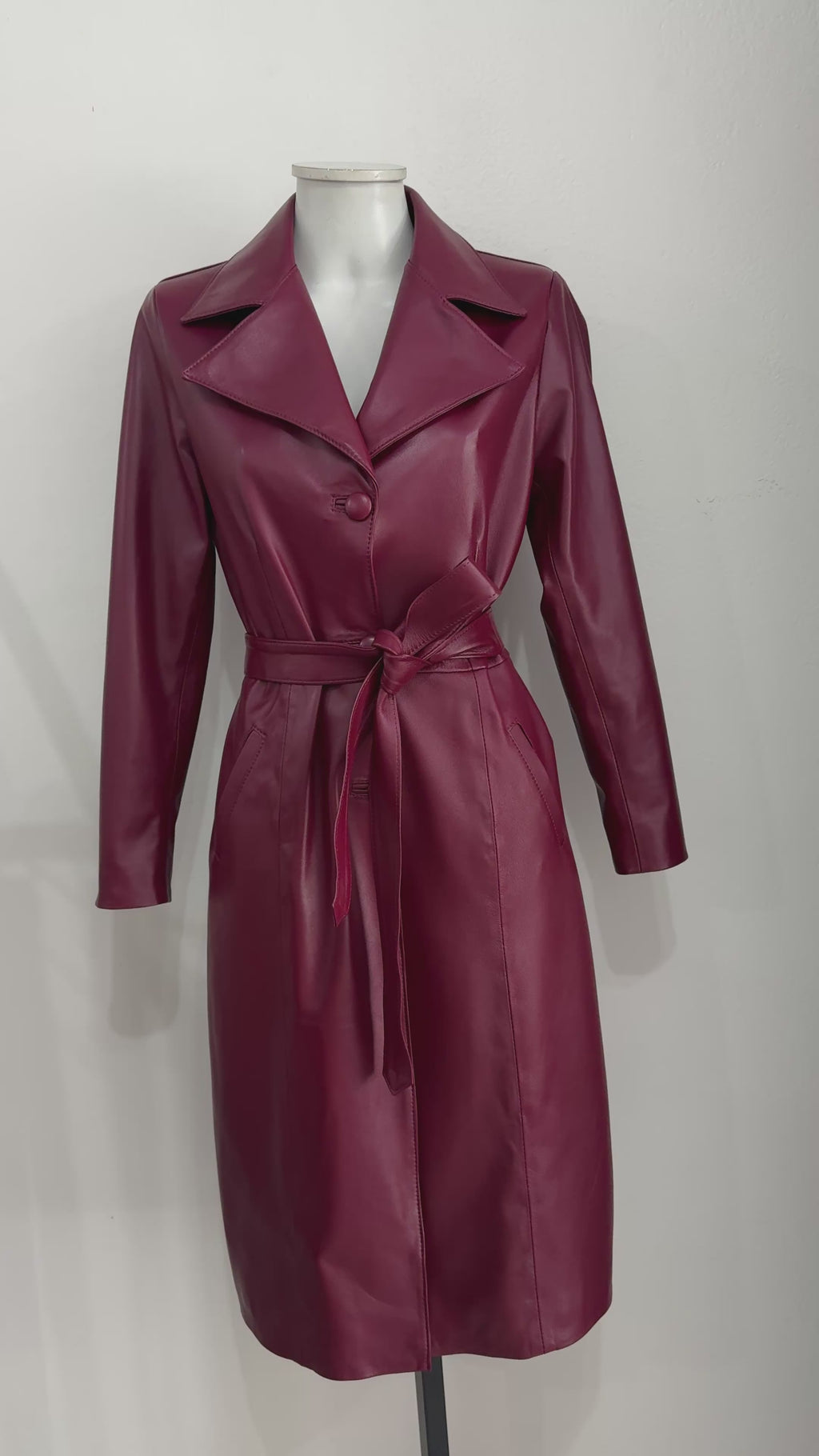 Abrigo Femenino de Cuero Color Borgoña Ref. 524